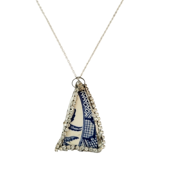 Blue Willow Broken China Triangle Clear Crystal Necklace - Picture 1 of 6